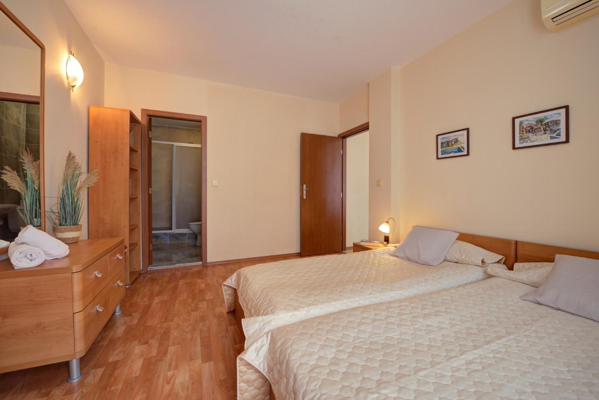 Elit 4 Apartments サニービーチ エクステリア 写真