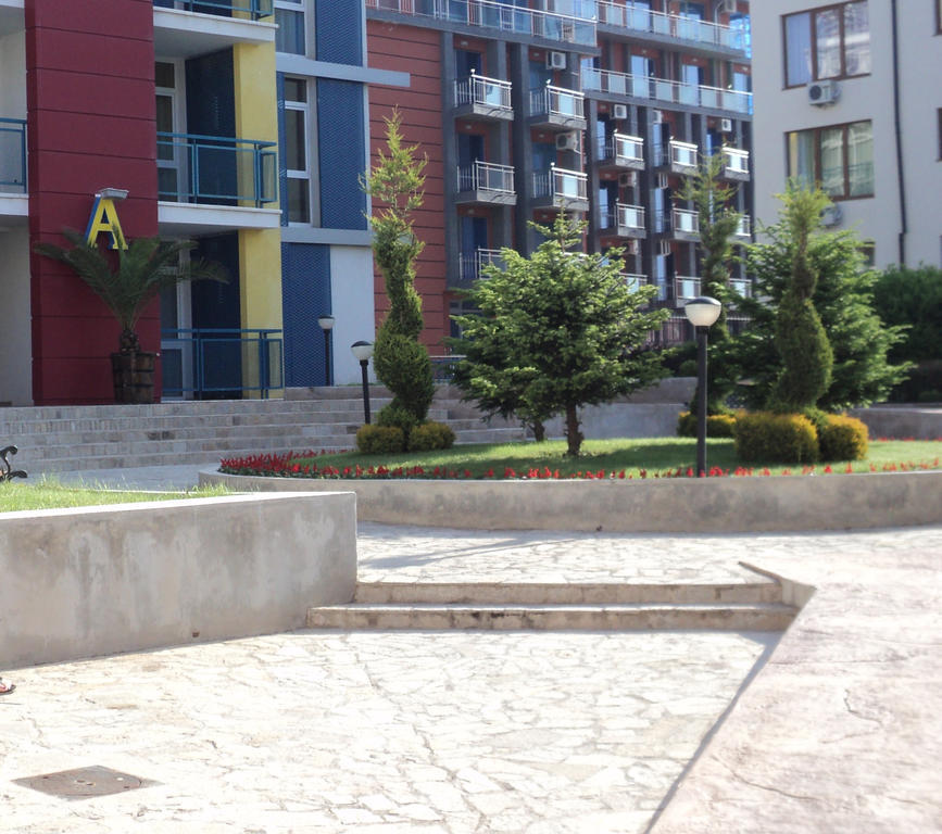 Elit 4 Apartments サニービーチ エクステリア 写真
